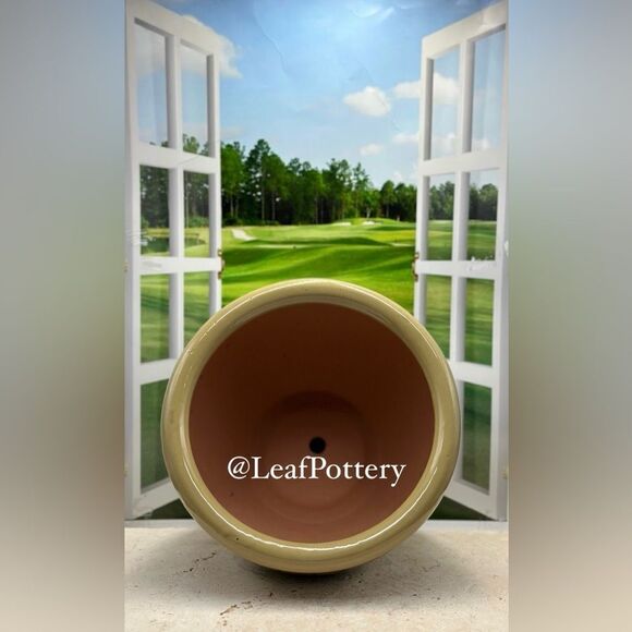 Olive Rattan Clay/Ceramic Planter Pot with drainage hole - Picture 7 of 9